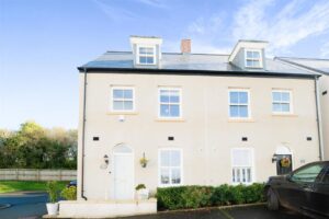 Trem Y Coed, St. Fagans, Cardiff