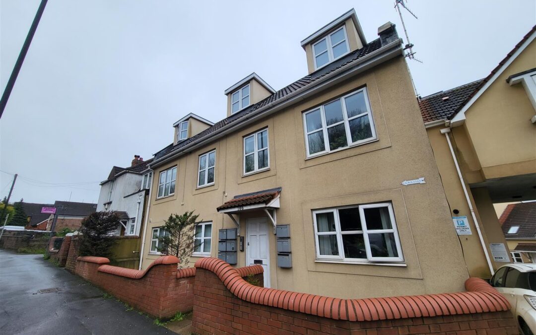 Old School Lane, Bedminster, BS13