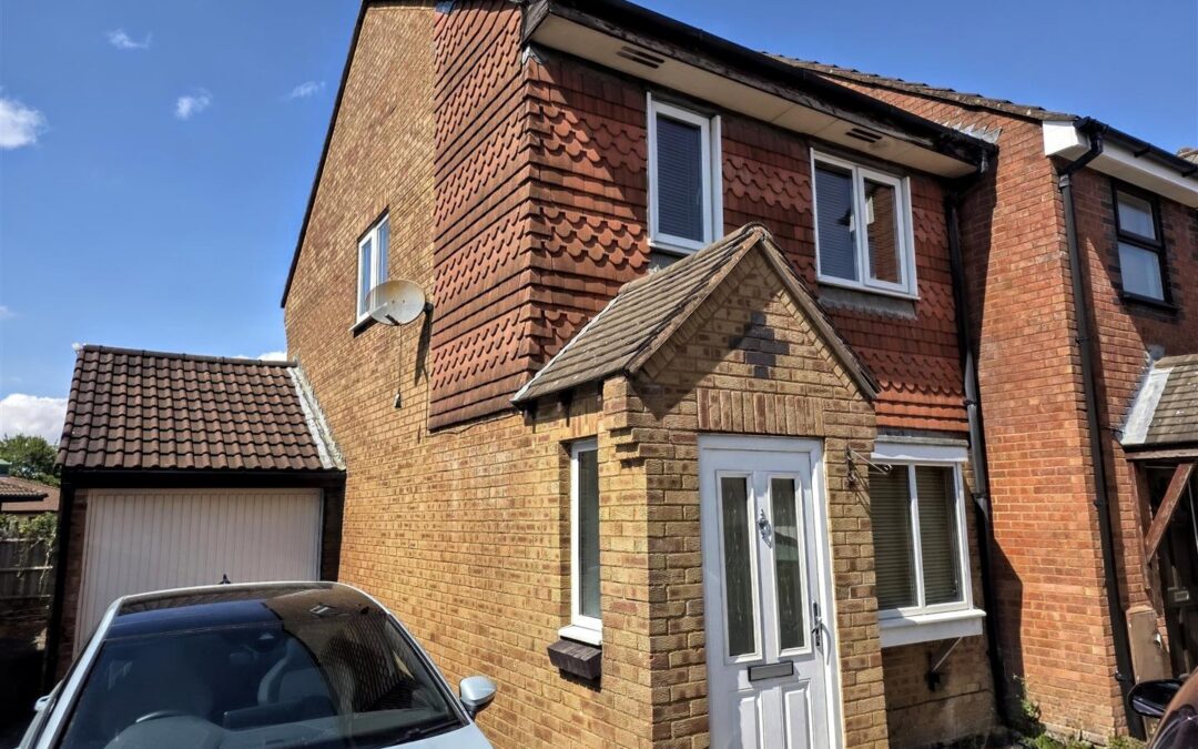 Ellicks Close, Bradley Stoke, Bristol